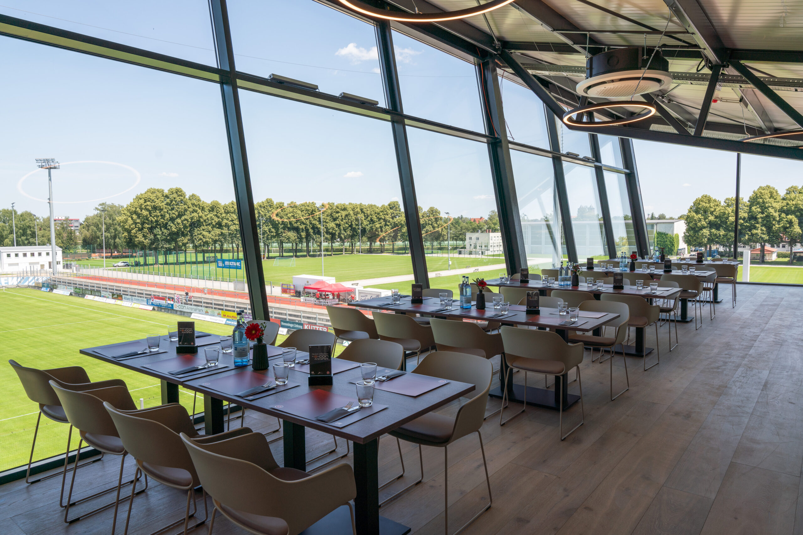 e-con-ArenaPark-Eroeffnung-Leer-51-scaled.jpg